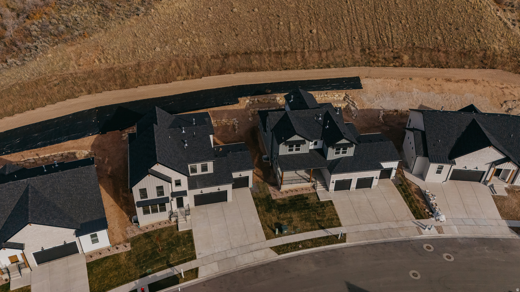 CANYON POINT - Residential