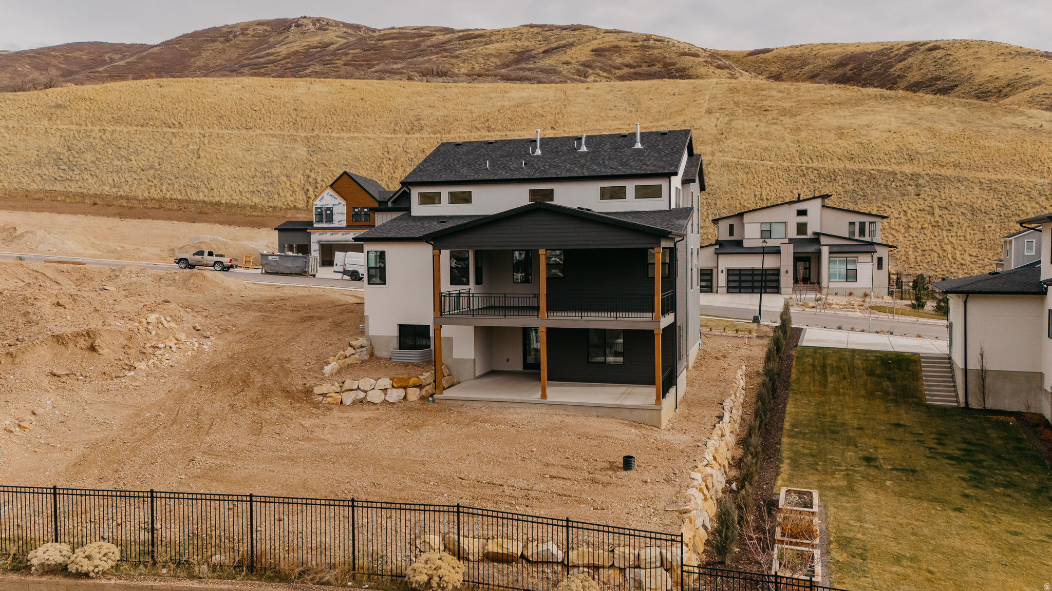 CANYON POINT - Residential