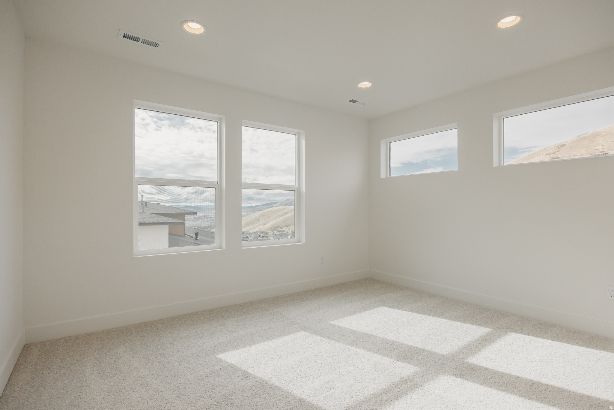 CANYON POINT - Residential