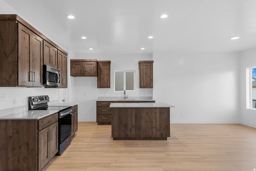 Photo of 2302 E 320 N #41M, Spanish Fork, UT 84660 (MLS # 2151484)