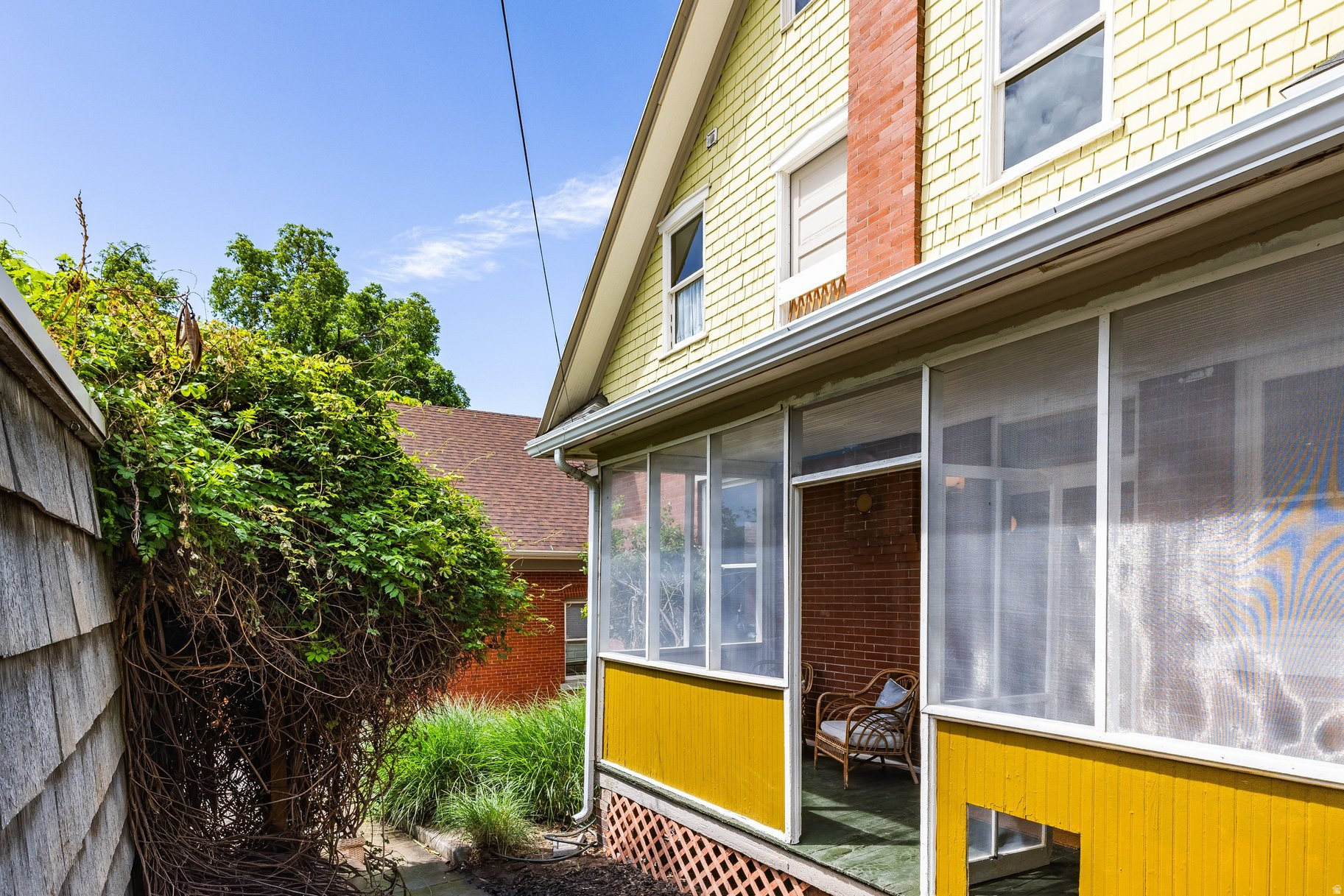 AVENUES - Residential