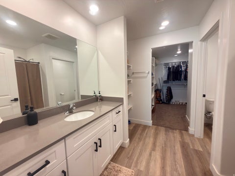 Tiny photo for 1610 S RIPPLE ROCK DR, Washington, UT 84780 (MLS # 2173241)