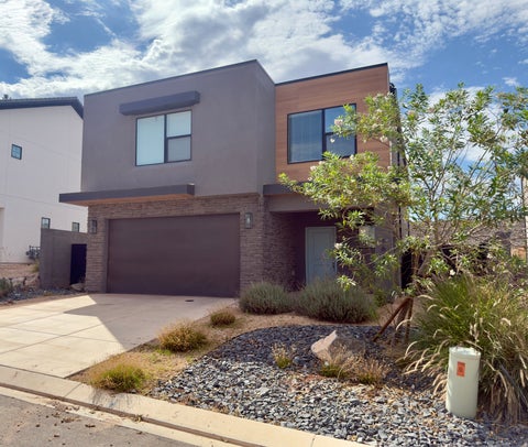 Tiny photo for 1610 S RIPPLE ROCK DR, Washington, UT 84780 (MLS # 2173241)