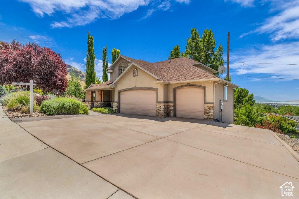 Photo of 1062 E 1150 ST N, Pleasant Grove, UT 84062 (MLS # 2187676)