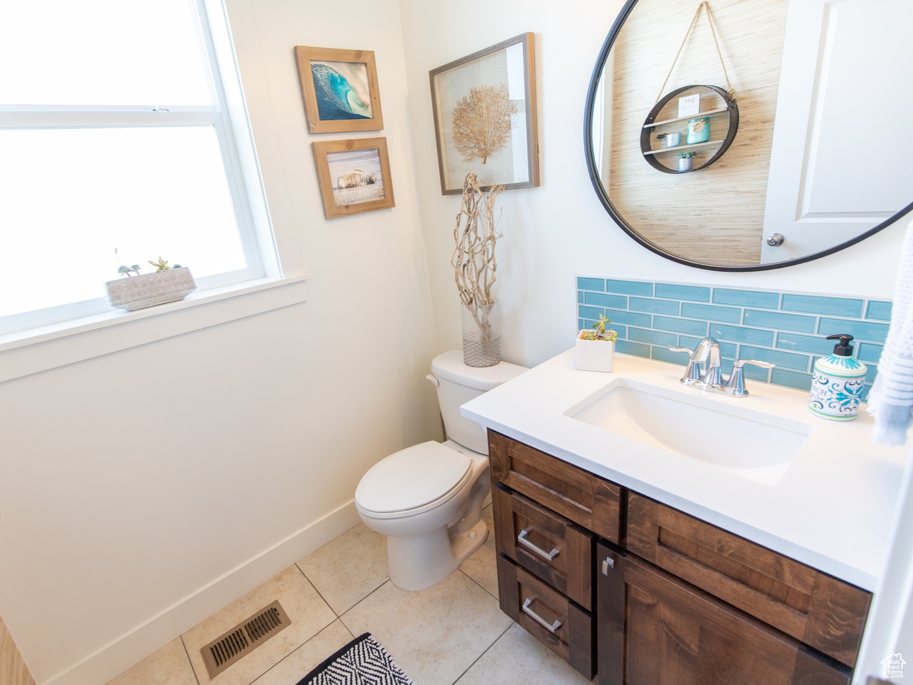 520 E 100, Hyde Park, Utah image 32