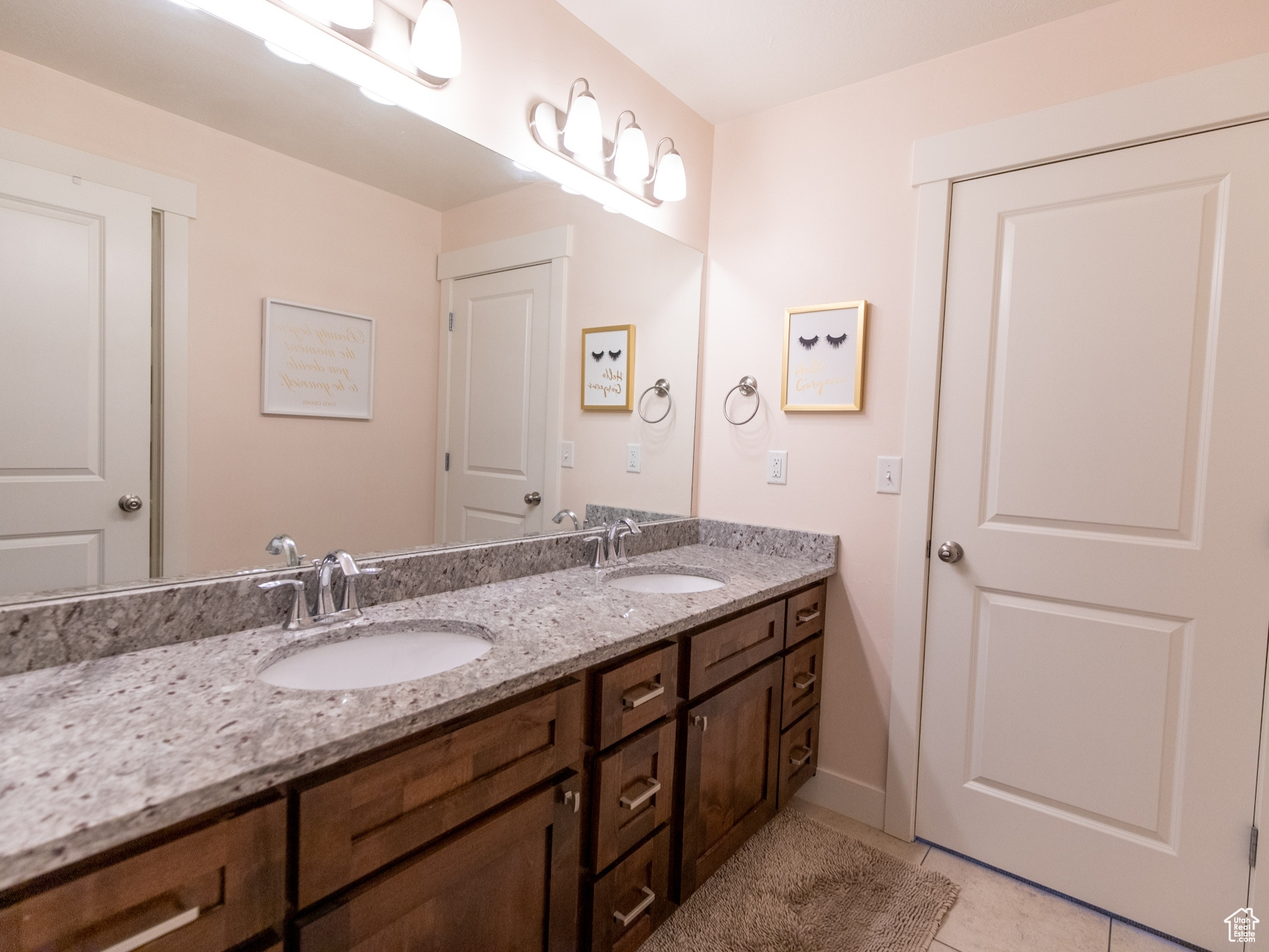 520 E 100, Hyde Park, Utah image 46
