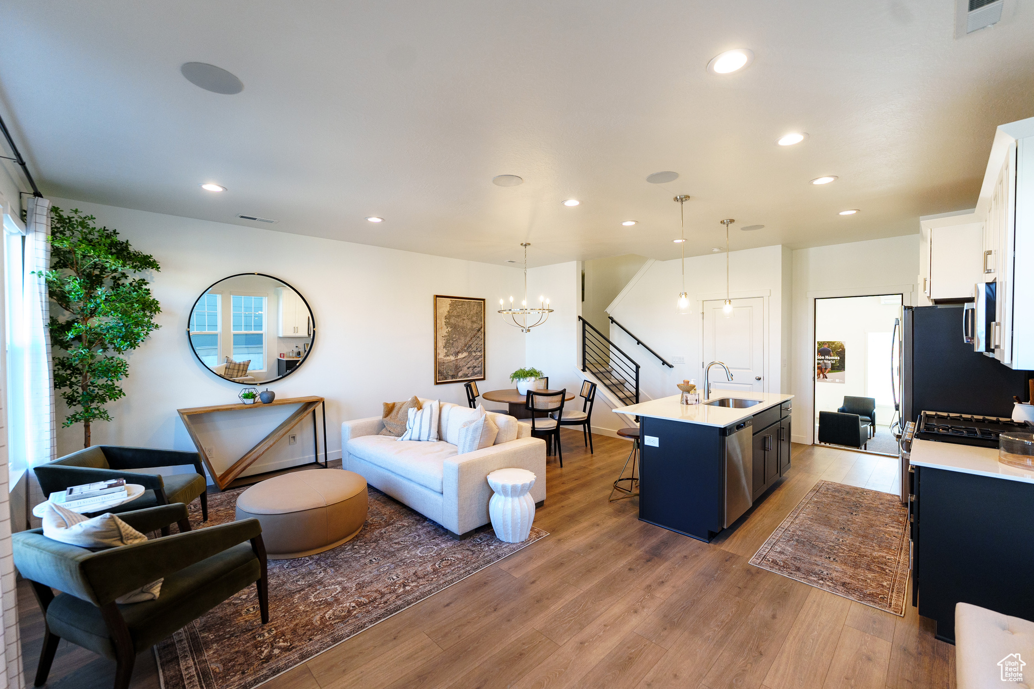 6987 W South Jordan Pkwy, South Jordan, Utah image 2