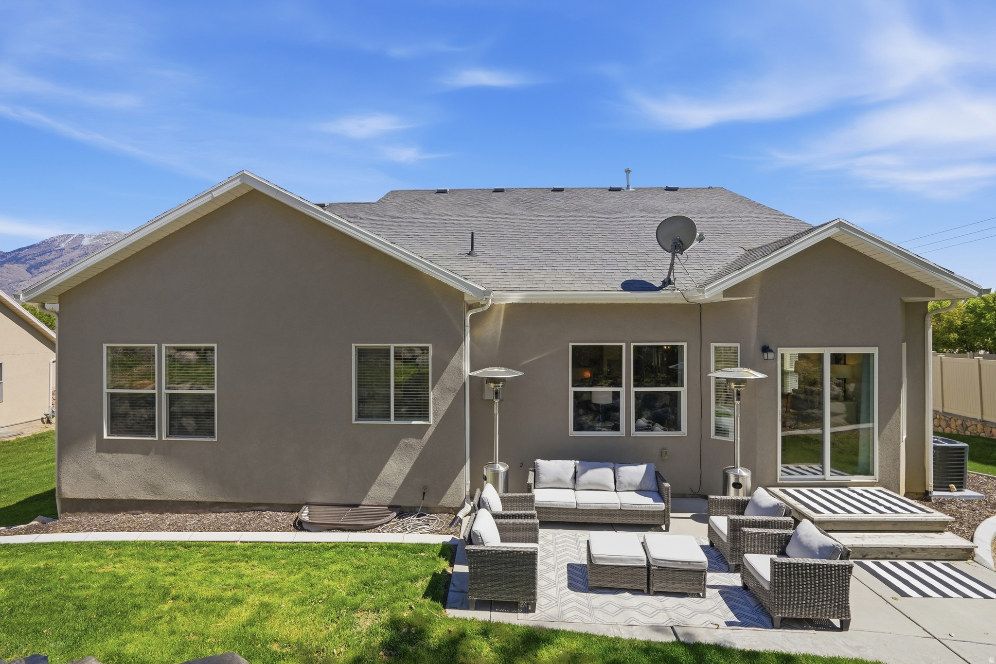 HIGHLAND HILLS - Residential