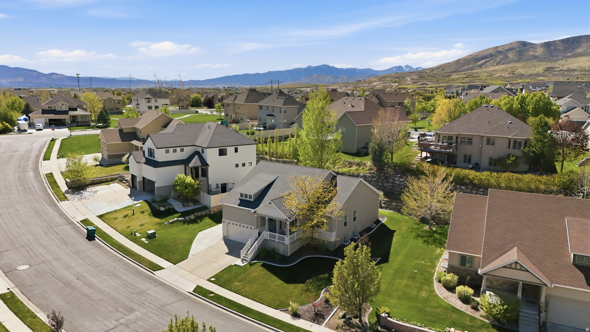 HIGHLAND HILLS - Residential