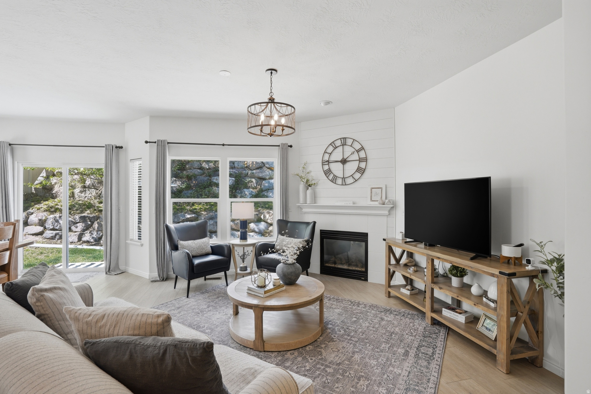 HIGHLAND HILLS - Residential