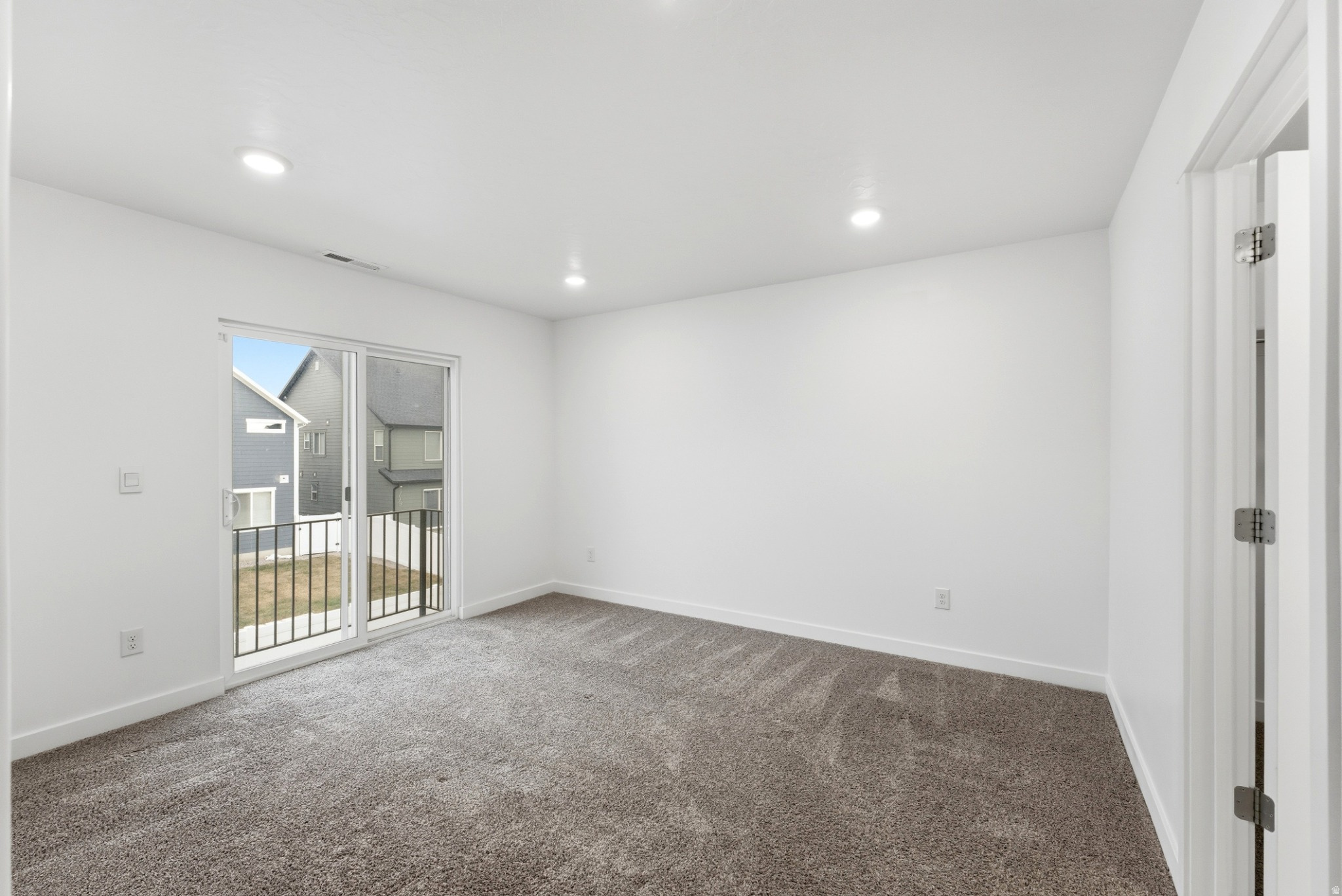 SPRING RANCH - Residential