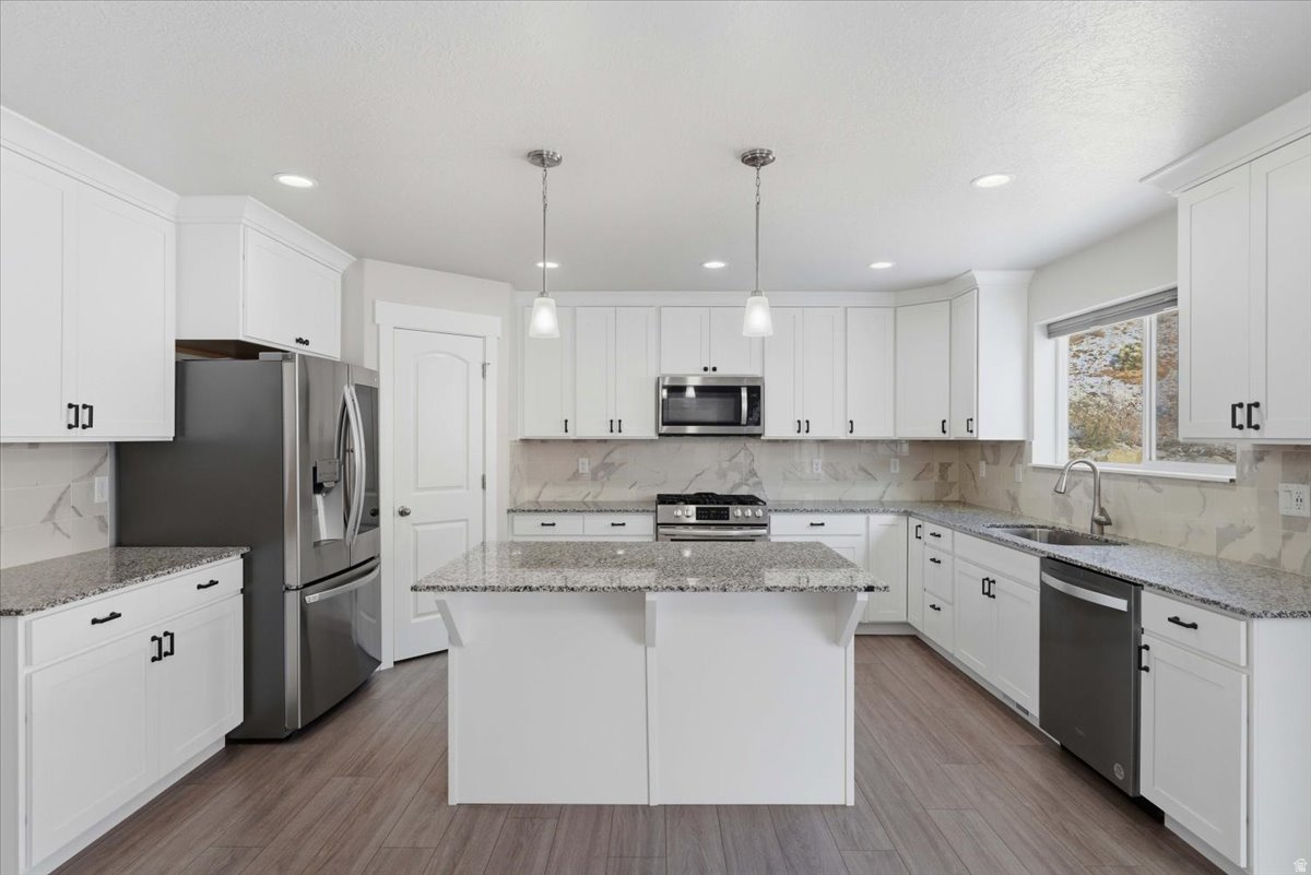 SEASONS ESTATES SUB - Residential