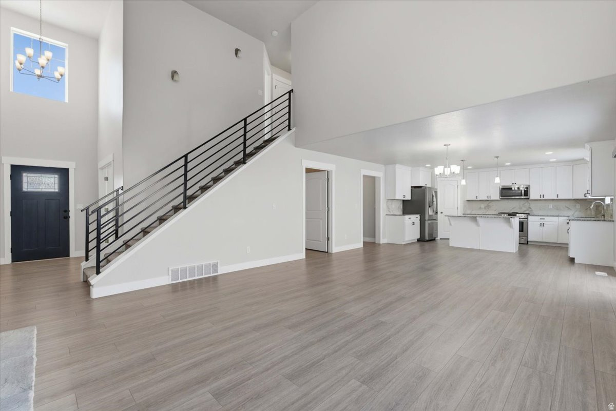 SEASONS ESTATES SUB - Residential