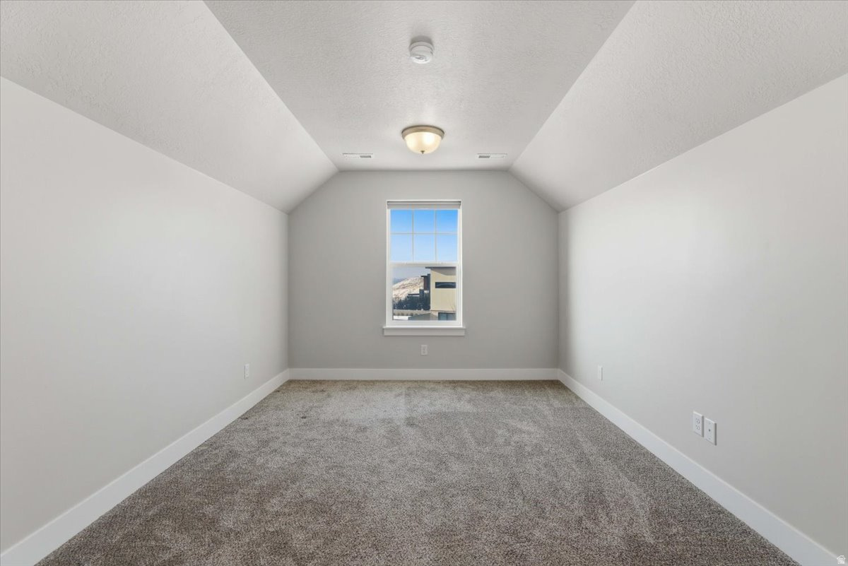 SEASONS ESTATES SUB - Residential