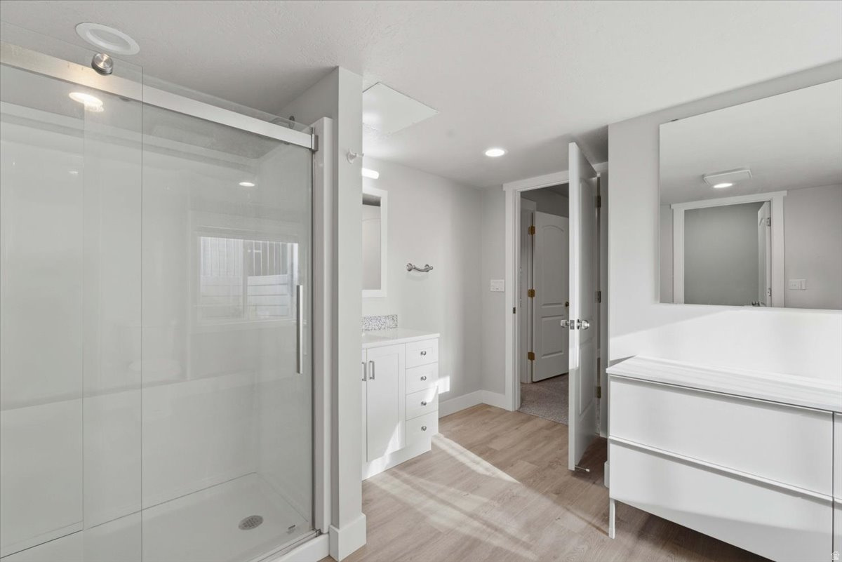 SEASONS ESTATES SUB - Residential