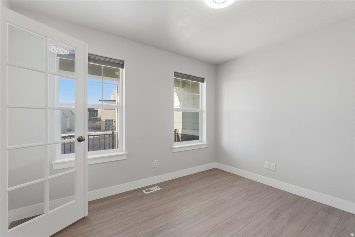 SEASONS ESTATES SUB - Residential