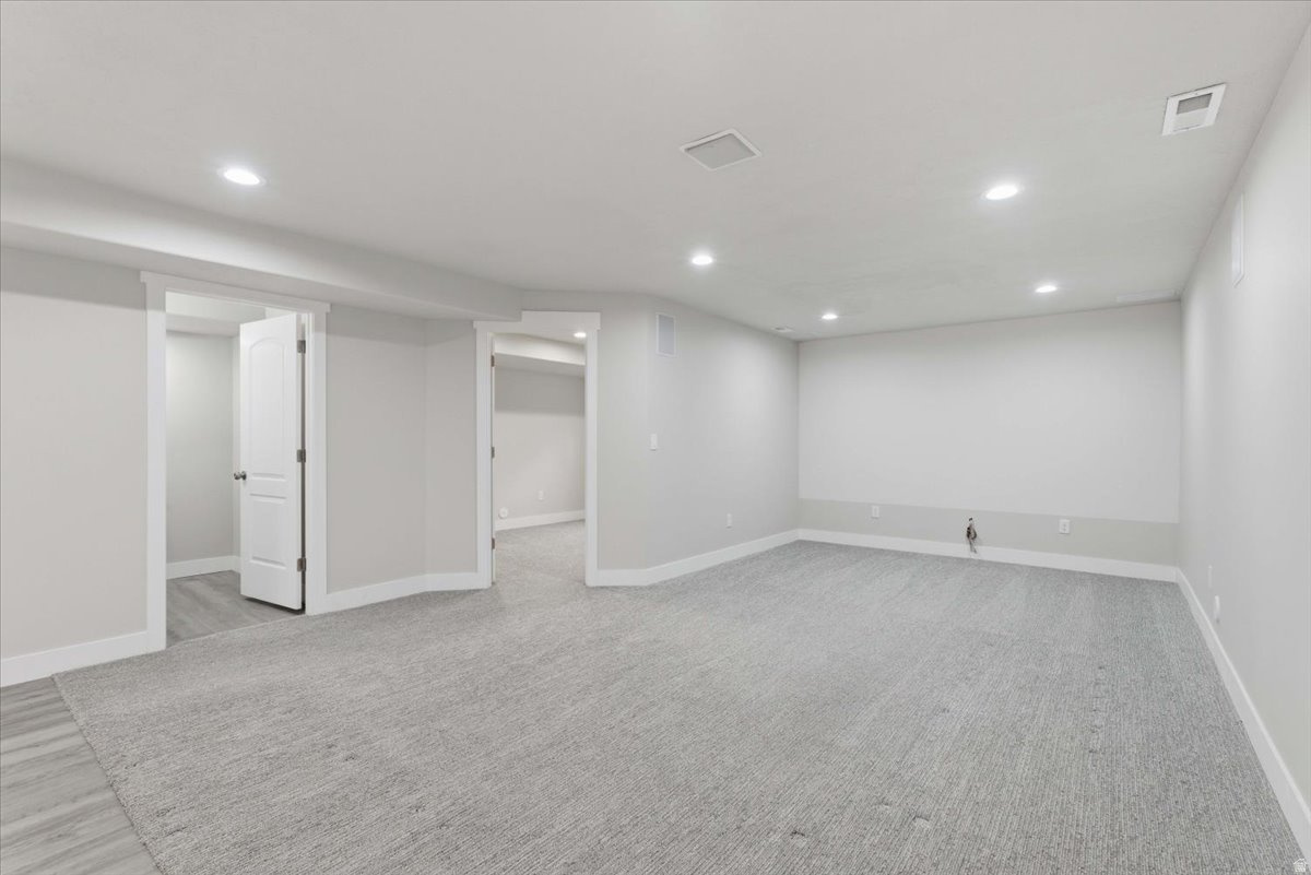 SEASONS ESTATES SUB - Residential