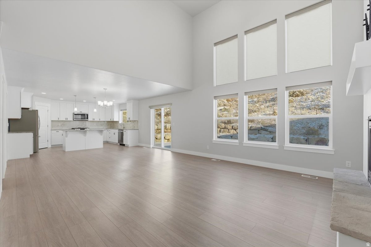 SEASONS ESTATES SUB - Residential