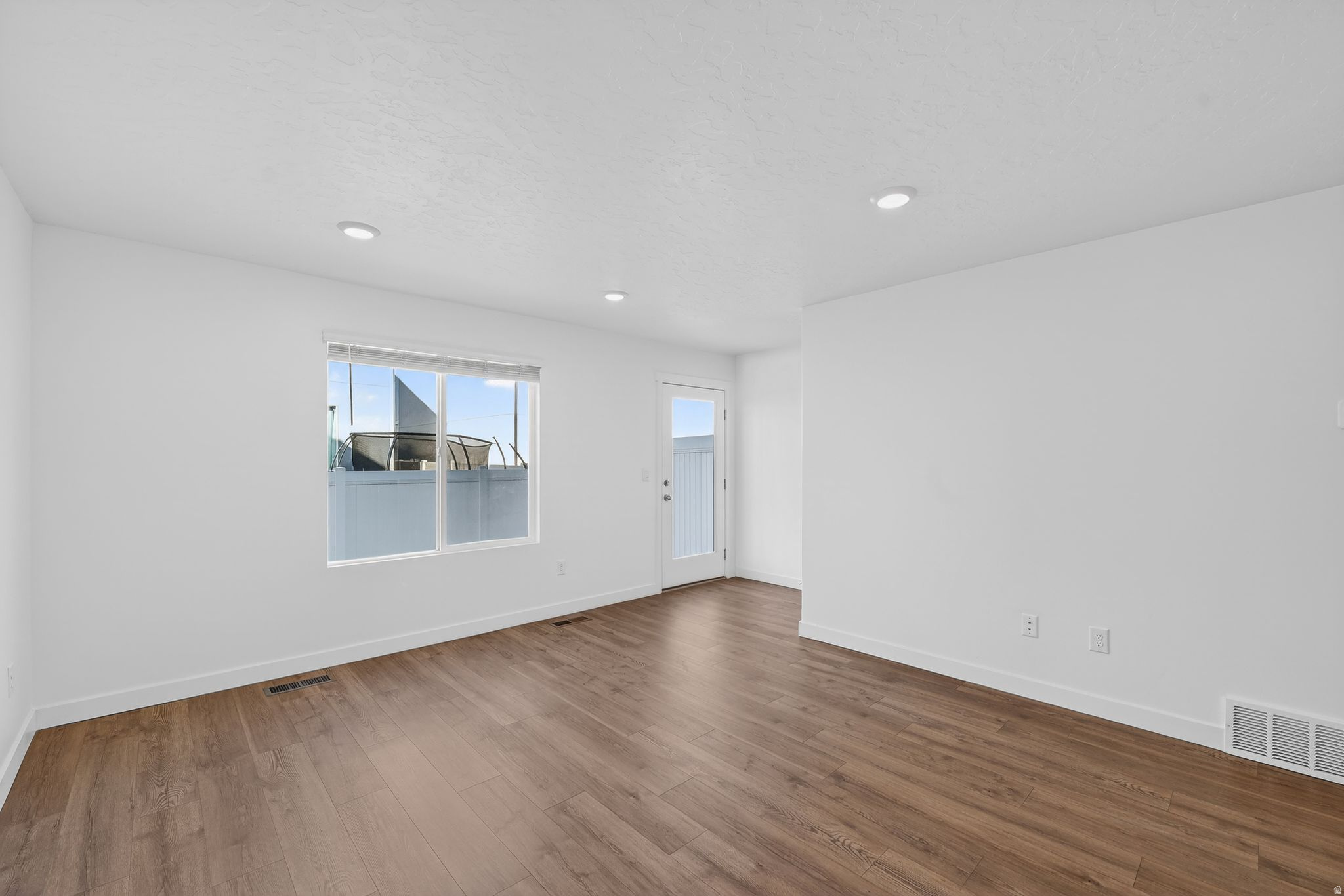 NORTHSHORE - Residential