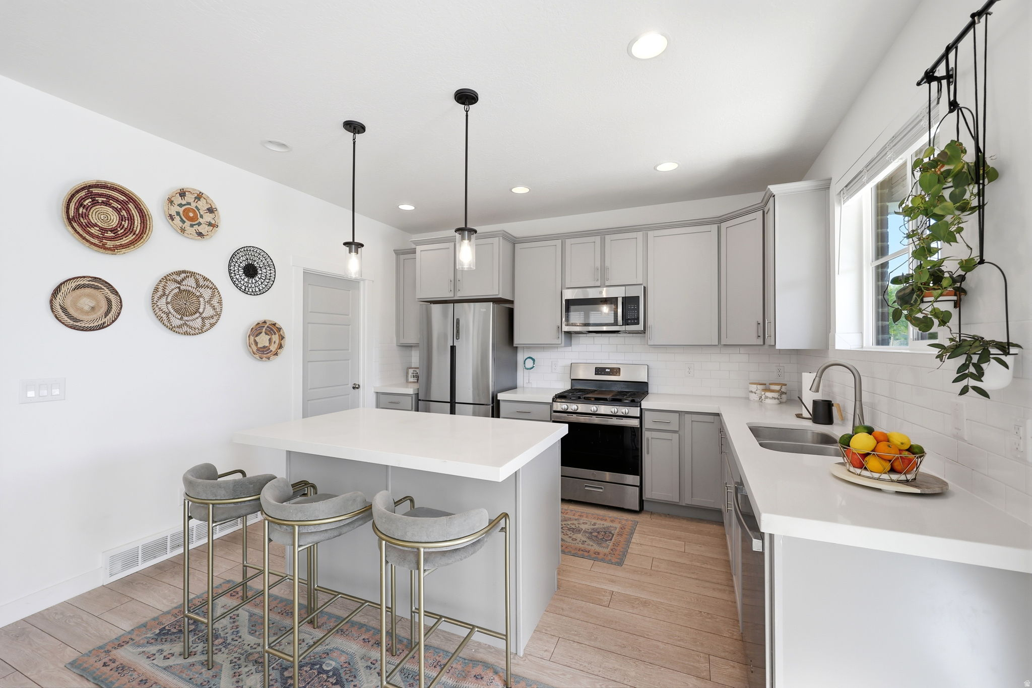 PARKVIEW CTG - Residential