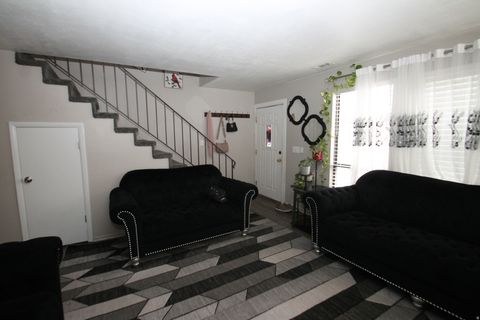 Tiny photo for 5949 S SULTAN CIR, Murray, UT 84107 (MLS # 2127859)