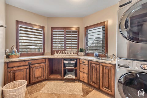 Tiny photo for 6455 S RAYMOND DR, South Weber, UT 84405 (MLS # 2188305)