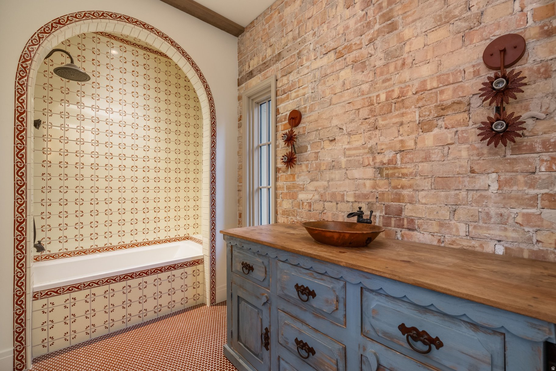 FEDERAL HEIGHTS - Residential