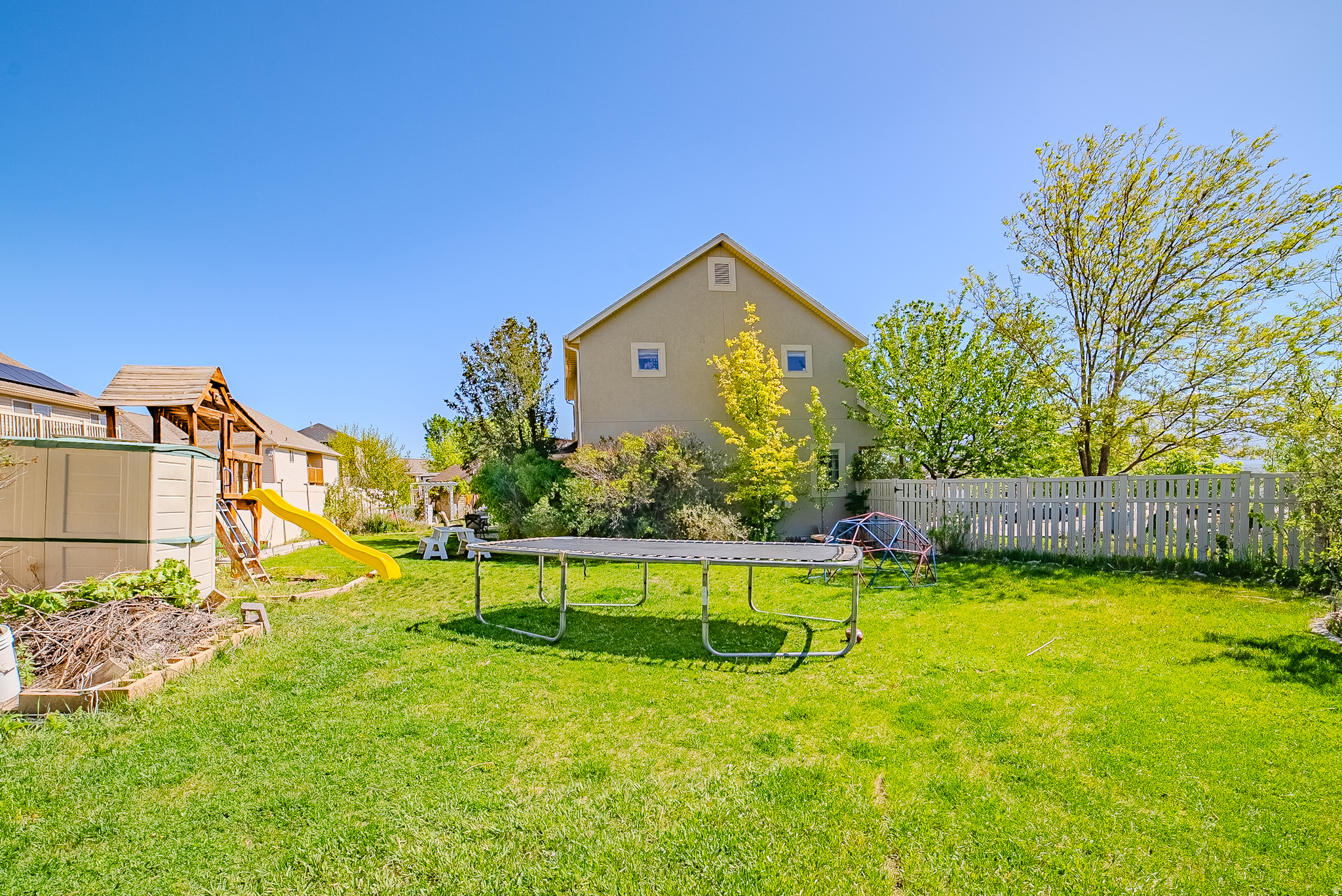 SUNRISE MEADOWS - Residential