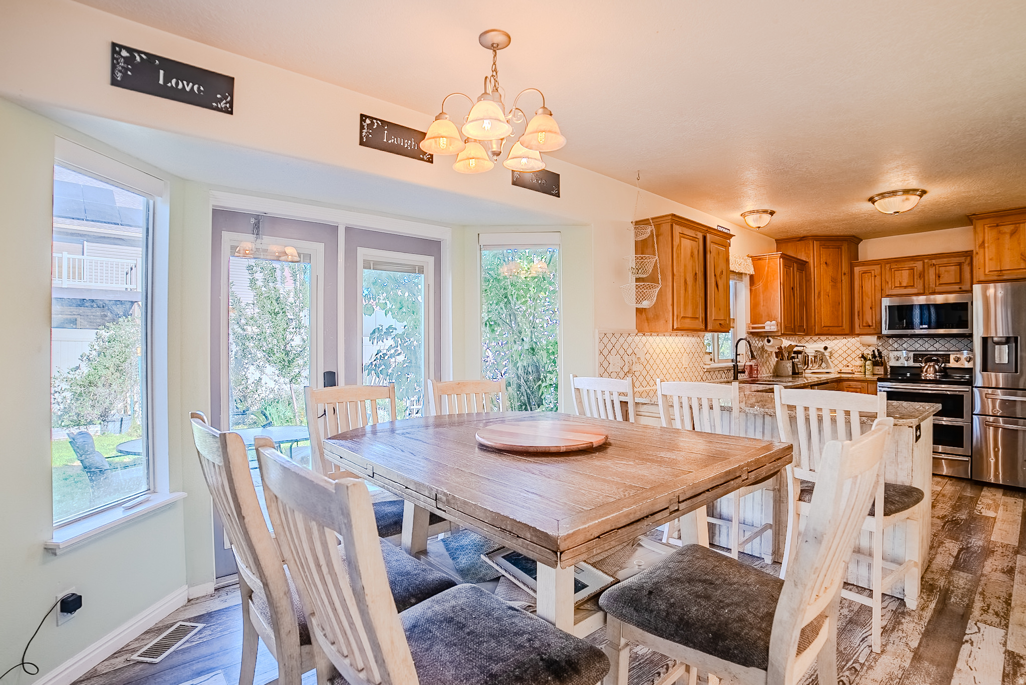SUNRISE MEADOWS - Residential