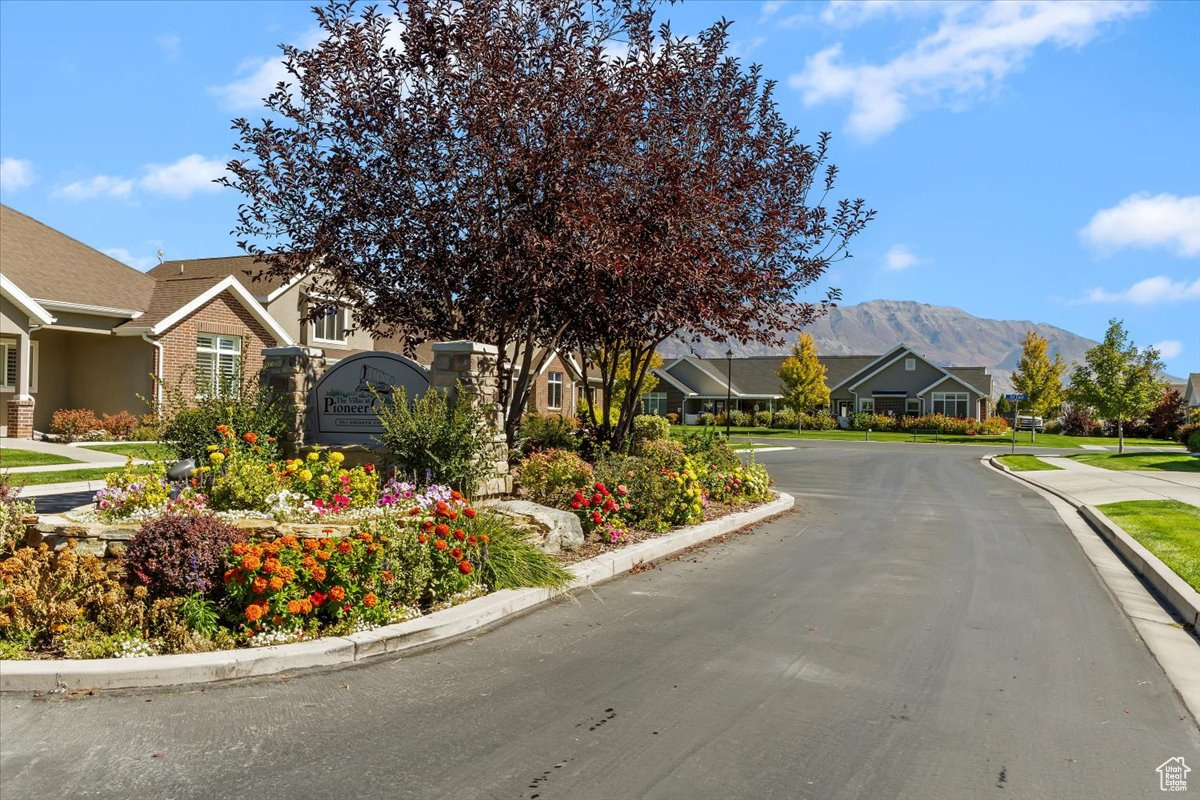 VILLAS AT PIONEER CROSSING - Residential