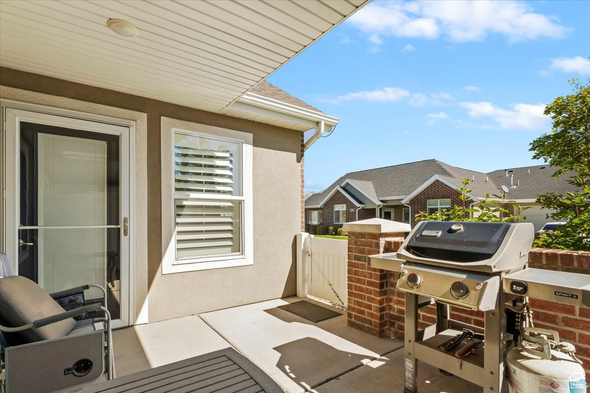 VILLAS AT PIONEER CROSSING - Residential