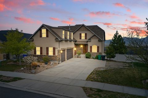 Photo of 14349 S ROUND ROCK DR, Herriman, UT 84096 (MLS # 2151452)