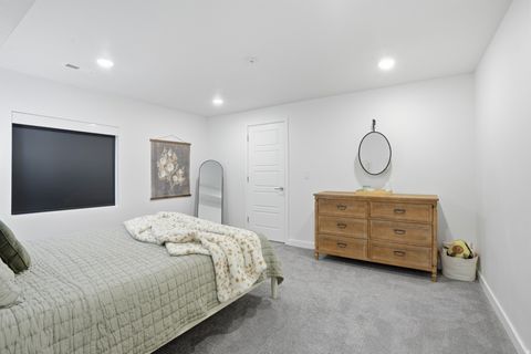 Tiny photo for 311 E UNCHARTERED LN S, Draper, UT 84020 (MLS # 2140317)