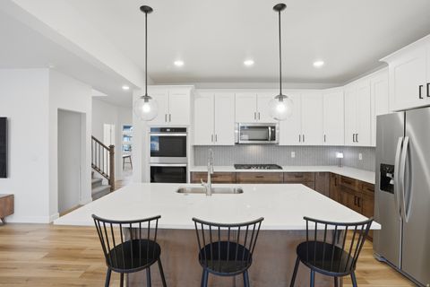 Tiny photo for 311 E UNCHARTERED LN S, Draper, UT 84020 (MLS # 2140317)