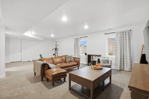 Tiny photo for 311 E UNCHARTERED LN S, Draper, UT 84020 (MLS # 2140317)