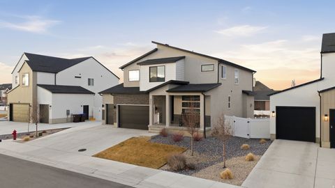 Tiny photo for 311 E UNCHARTERED LN S, Draper, UT 84020 (MLS # 2140317)