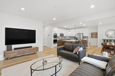 Tiny photo for 311 E UNCHARTERED LN S, Draper, UT 84020 (MLS # 2140317)