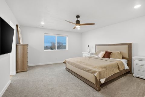 Tiny photo for 311 E UNCHARTERED LN S, Draper, UT 84020 (MLS # 2140317)