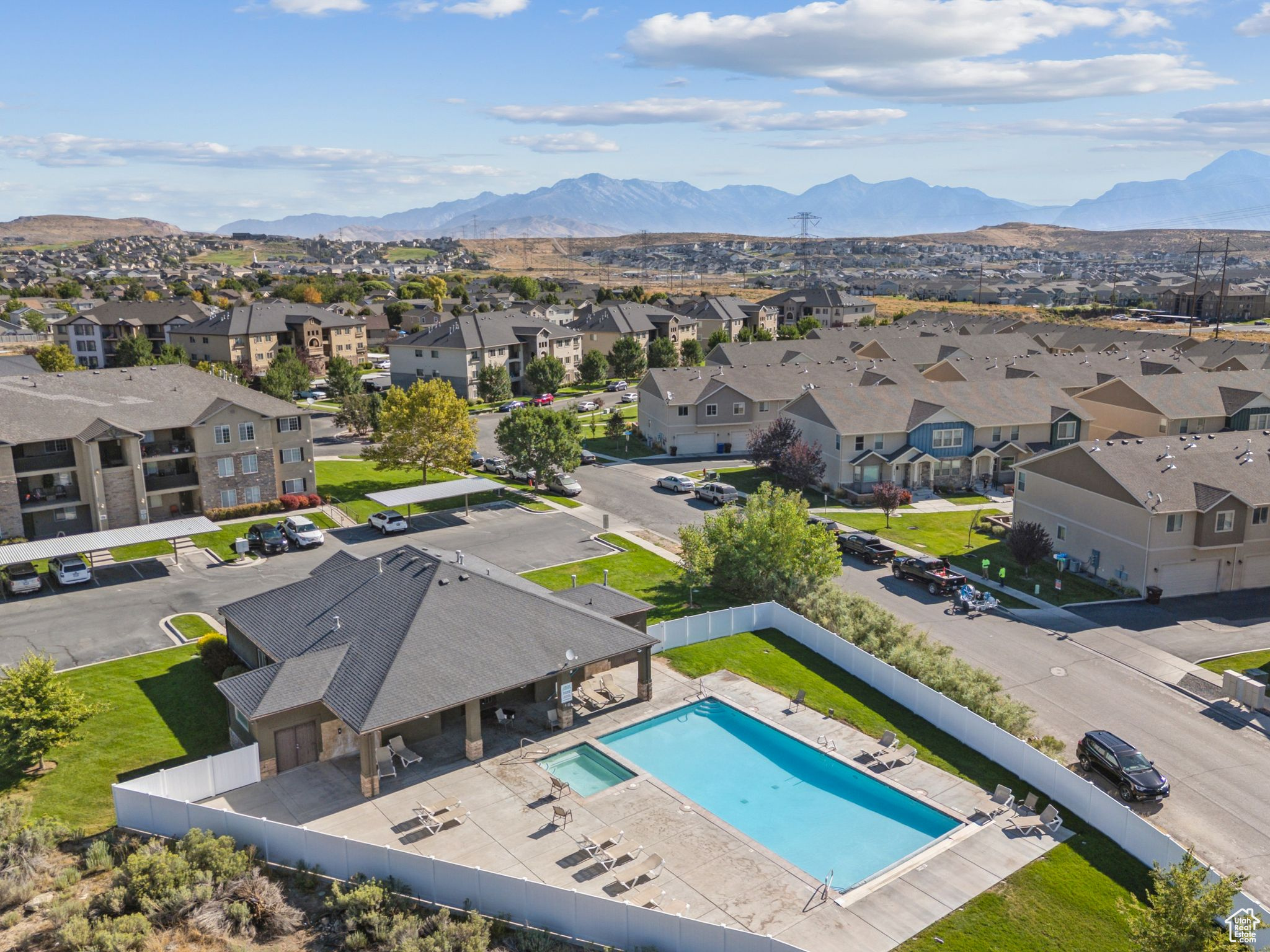 ROCK CREEK - Residential