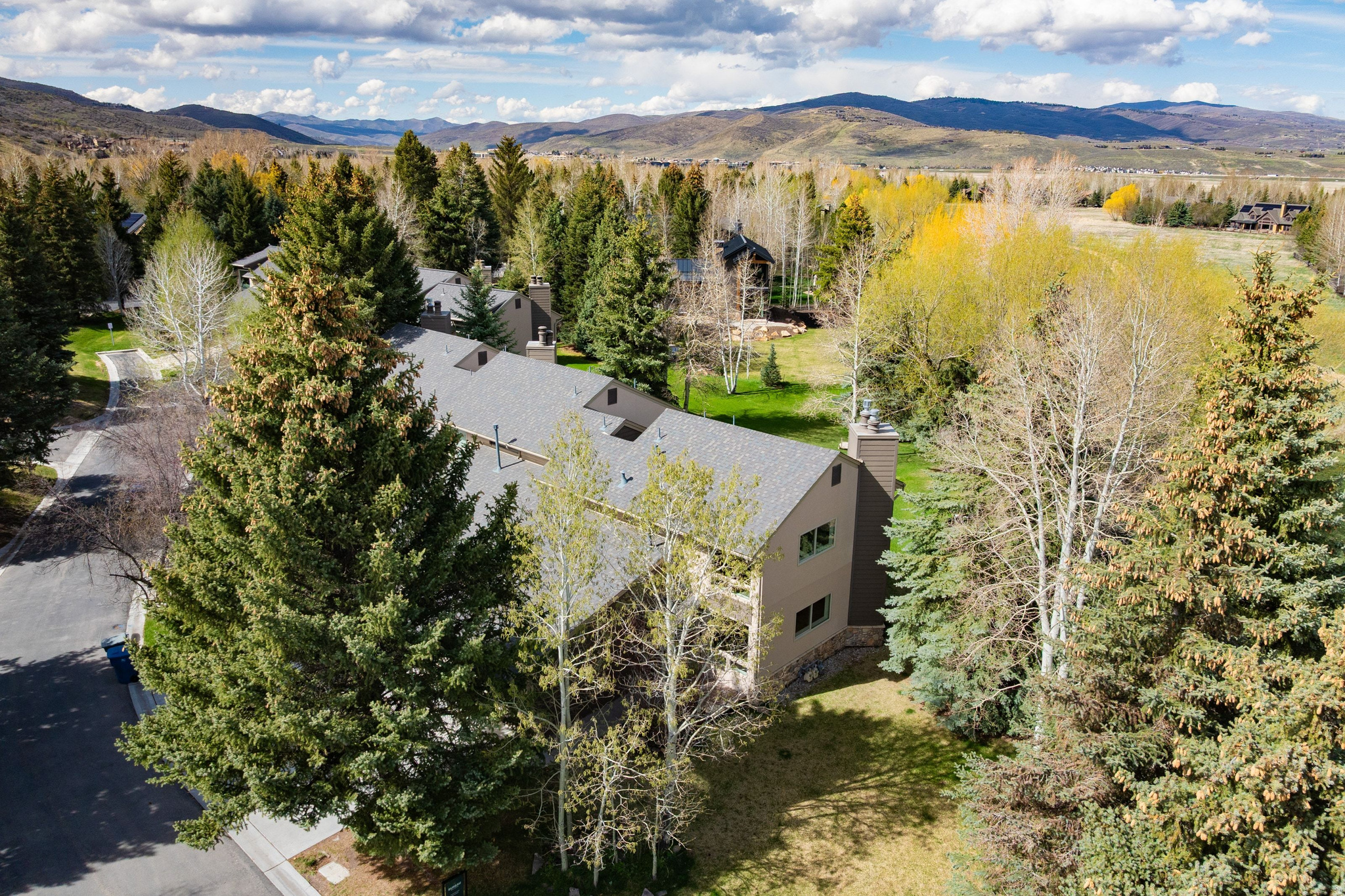 WILLOW BEND EAST - Residential