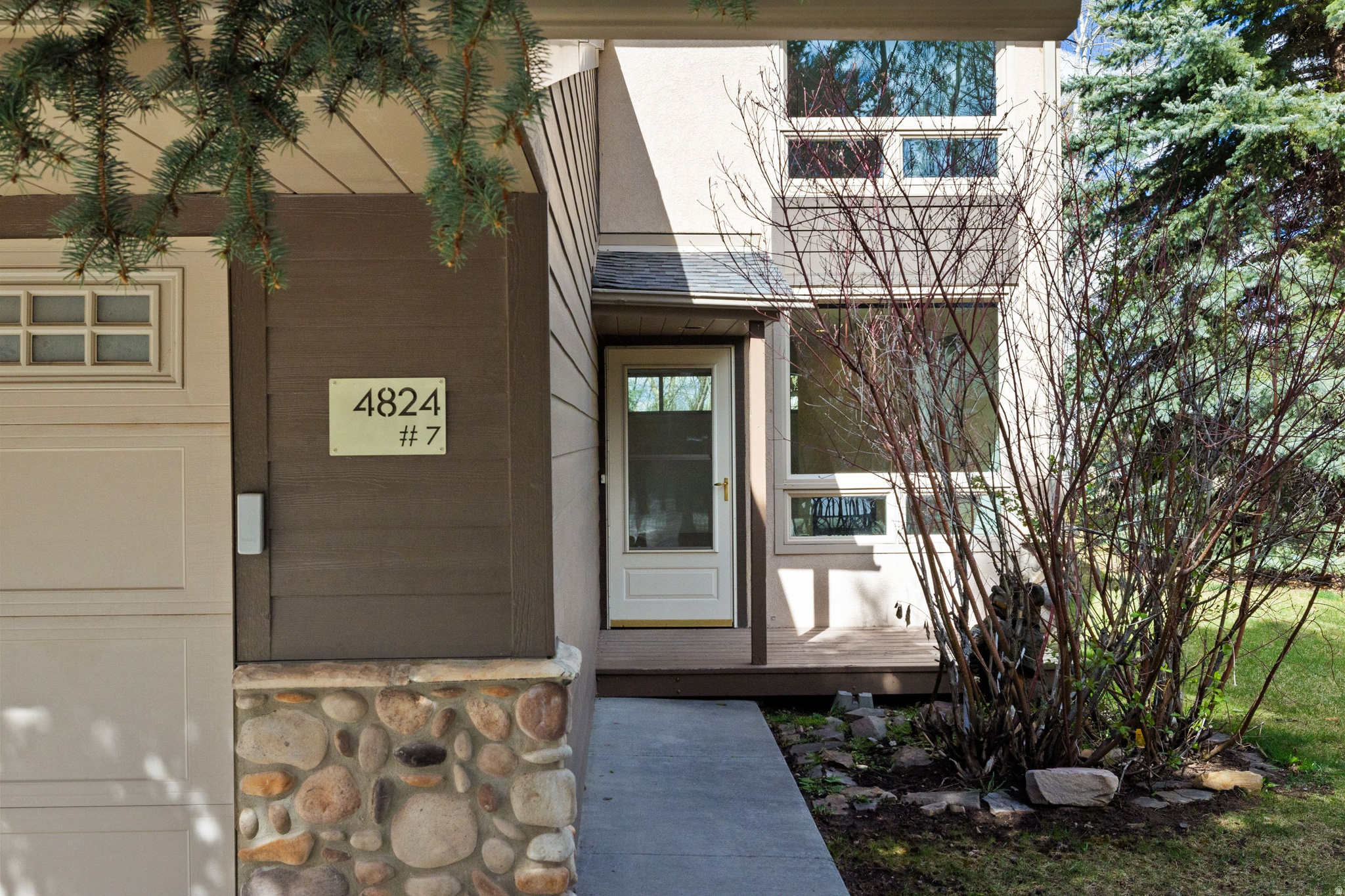 WILLOW BEND EAST - Residential