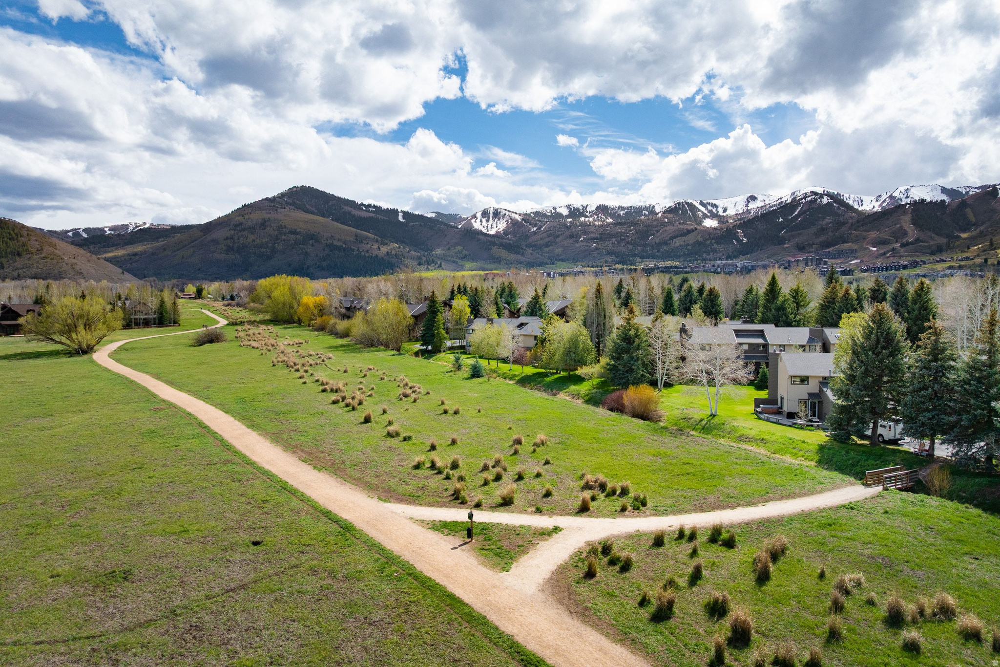 WILLOW BEND EAST - Residential