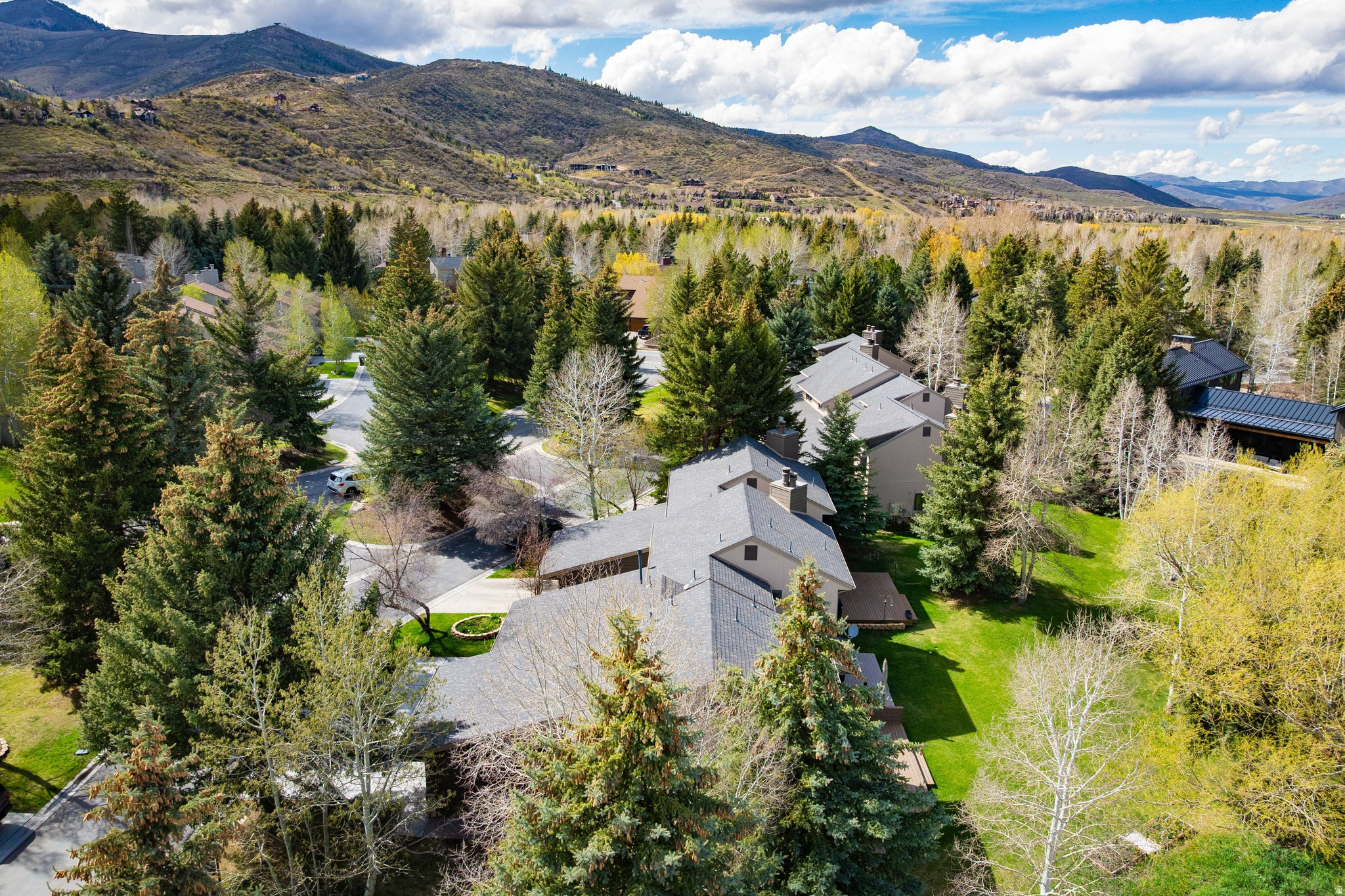 WILLOW BEND EAST - Residential