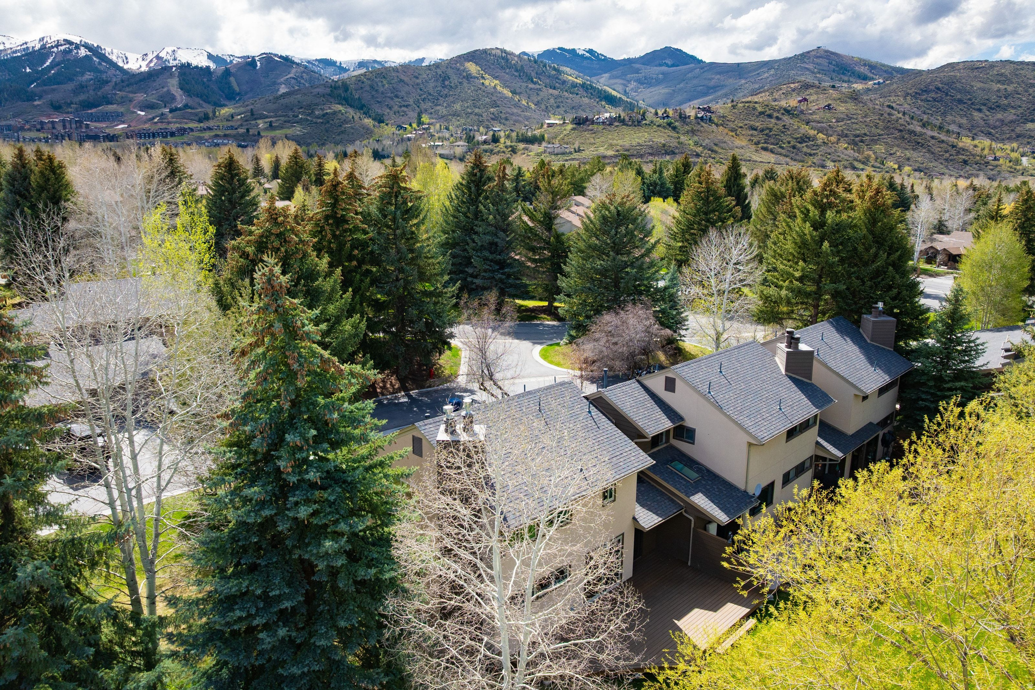 WILLOW BEND EAST - Residential