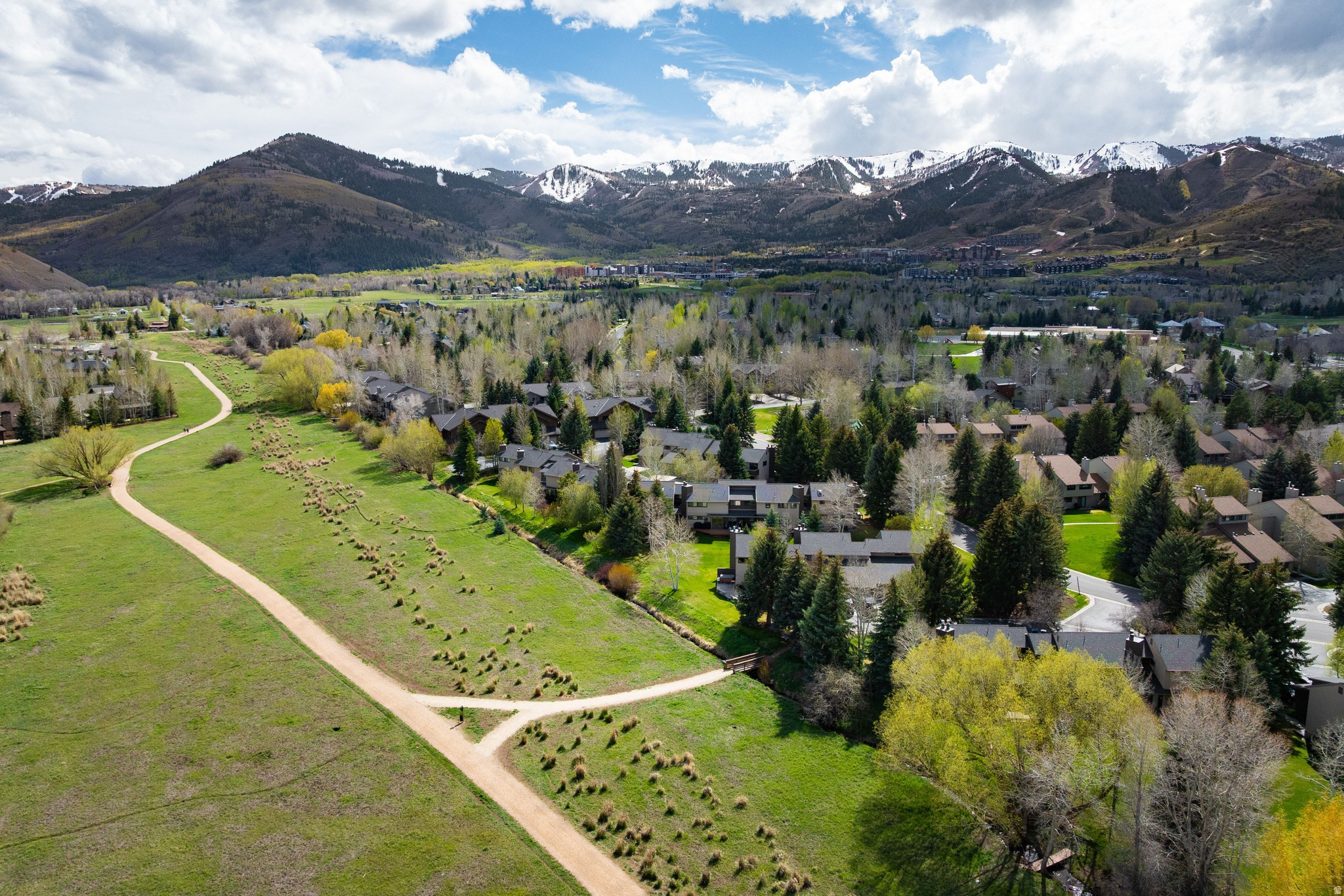 WILLOW BEND EAST - Residential