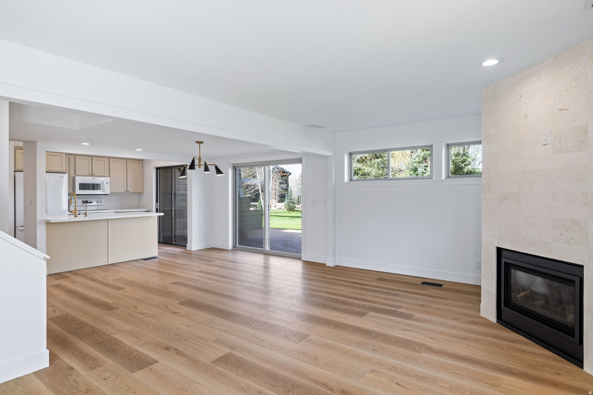 WILLOW BEND EAST - Residential