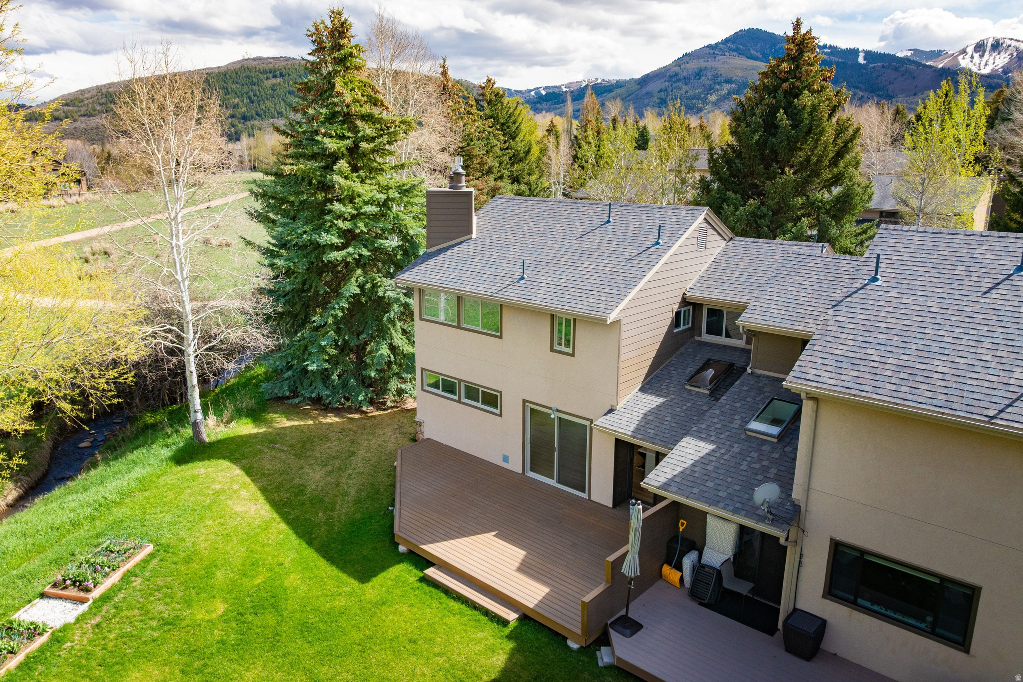 WILLOW BEND EAST - Residential