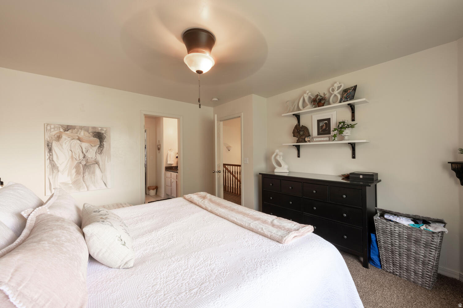 HILLCREST ESTATES - Residential Income