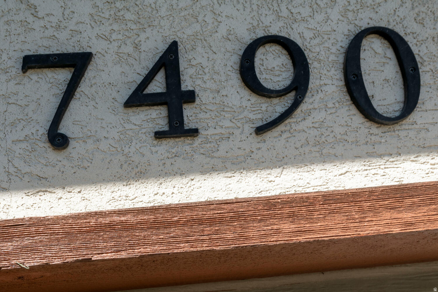 HILLCREST ESTATES - Residential Income