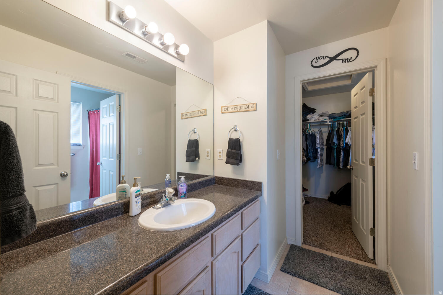 HILLCREST ESTATES - Residential Income